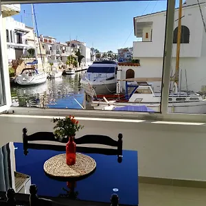 waterside-apartment-two-bedroom.topcostabravahotels.com/